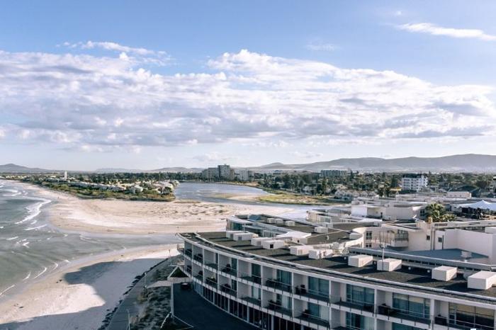  Lagoon Beach Hotel in South Africa / Western Cape, image_3