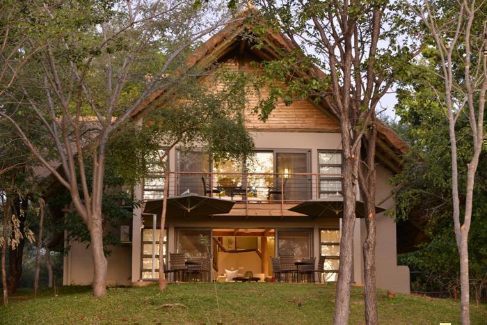  Victoria Falls Safari Suites in Africa / Zimbabwe, image_2