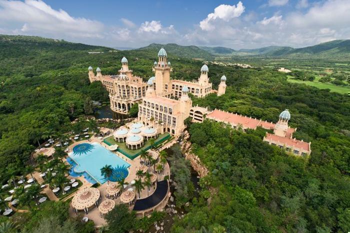  The Palace in South Africa / North West, image_3