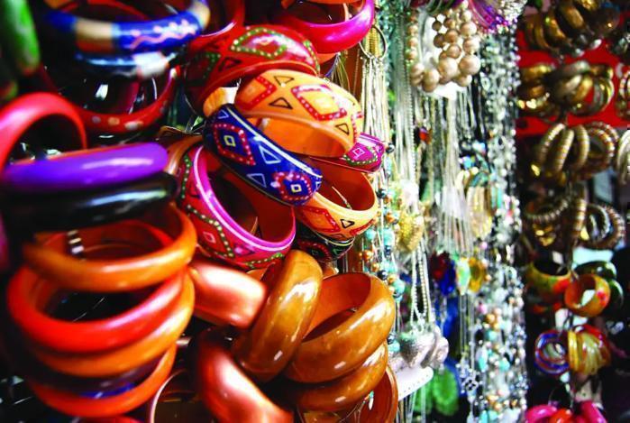  Mumbai Shopping Tour in Far East / India, image_2