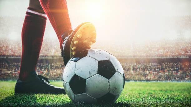  Manchester United vs Arsenal in Europe / England, image_1