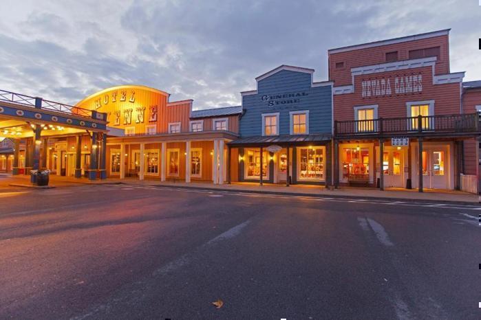 Disney's Hotel Cheyenne in Europe / France, image_1