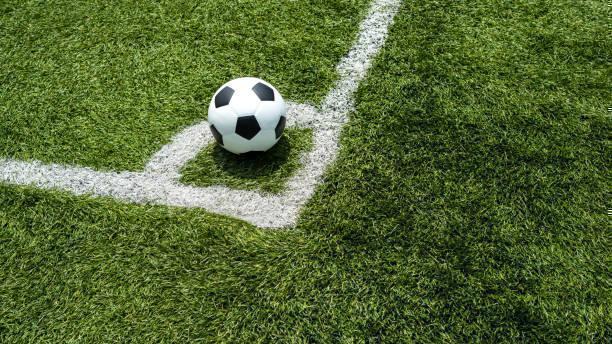  Tottenham Hotspur vs Manchester United in Europe / England, image_2