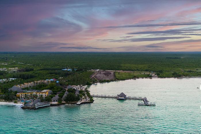  Superior Reef & Beach Resort in IOI / Zanzibar, image_1