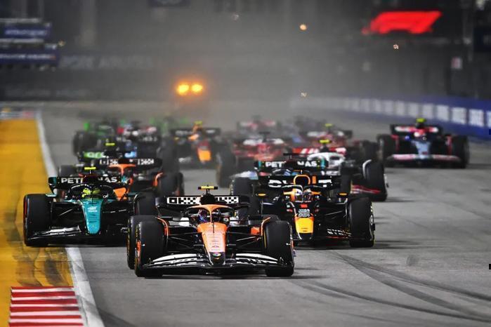Singapore Grand Prix 2025 Experience (4 Nights) in Far East / Singapore, image_2