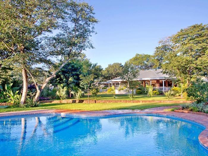 Pioneers Lodge in Africa / Zimbabwe, image_1